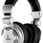 אוזניות HD681 - אולפניות