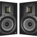 מוניטורים Behringer 2031A